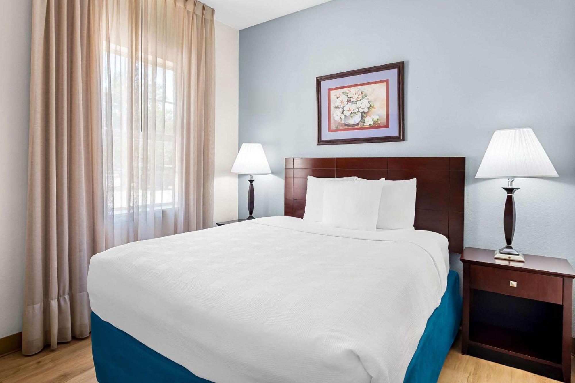 Mainstay Suites Addison-Dallas מראה חיצוני תמונה