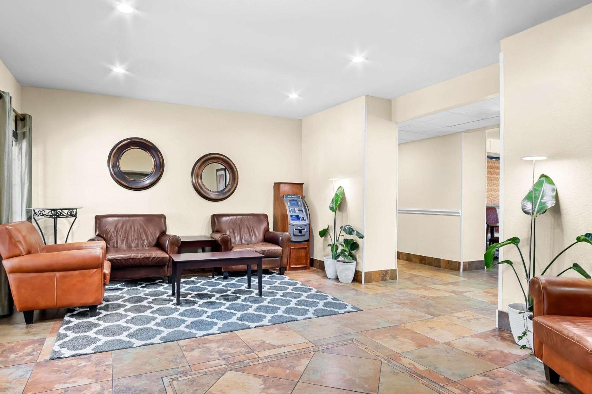 Mainstay Suites Addison-Dallas מראה חיצוני תמונה